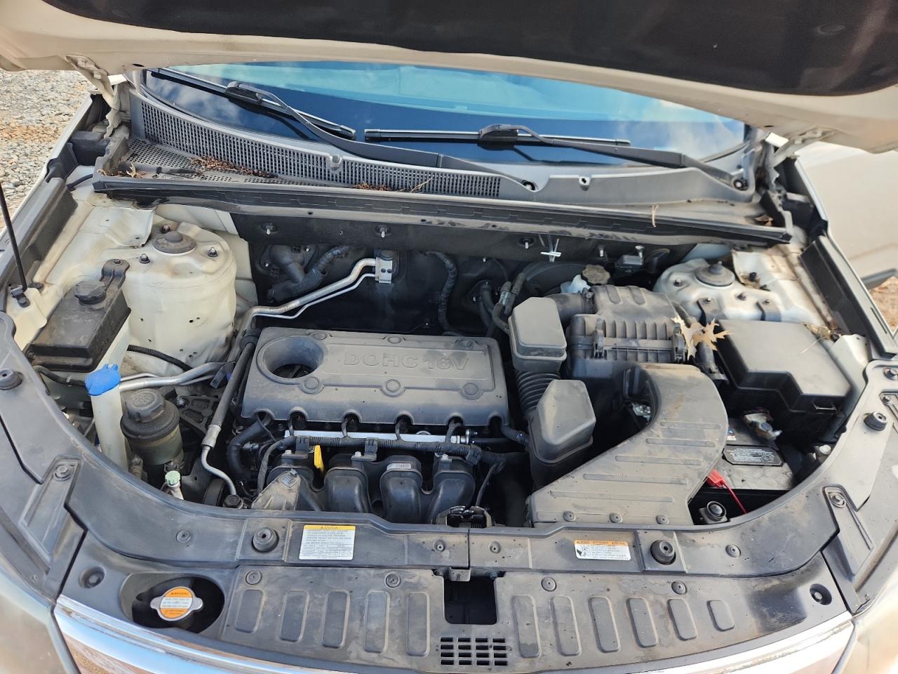 2011 Kia Sorento Base VIN: 5XYKT3A16BG090454 Lot: 82173145