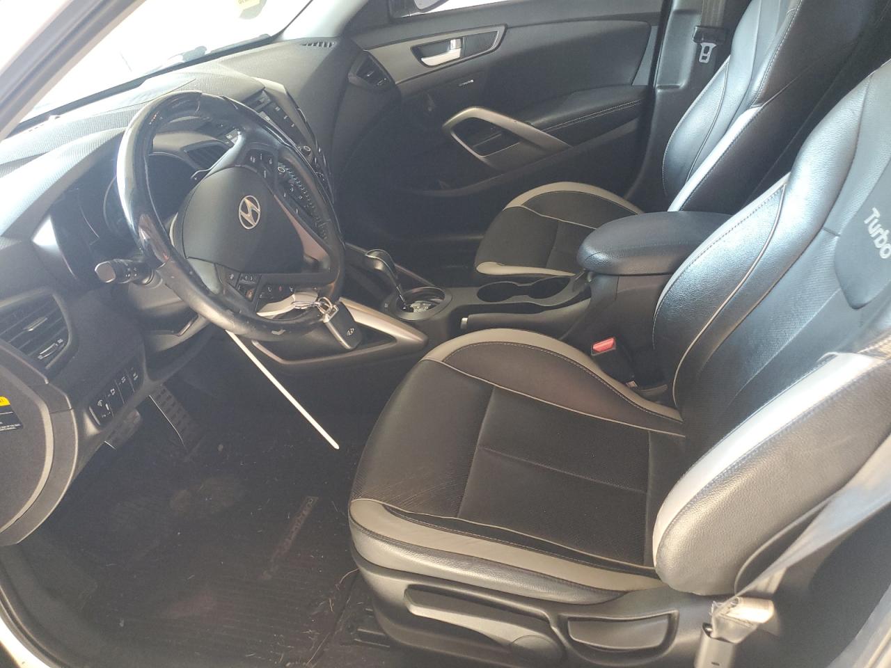 2013 Hyundai Veloster Turbo VIN: KMHTC6AE0DU106928 Lot: 81254145