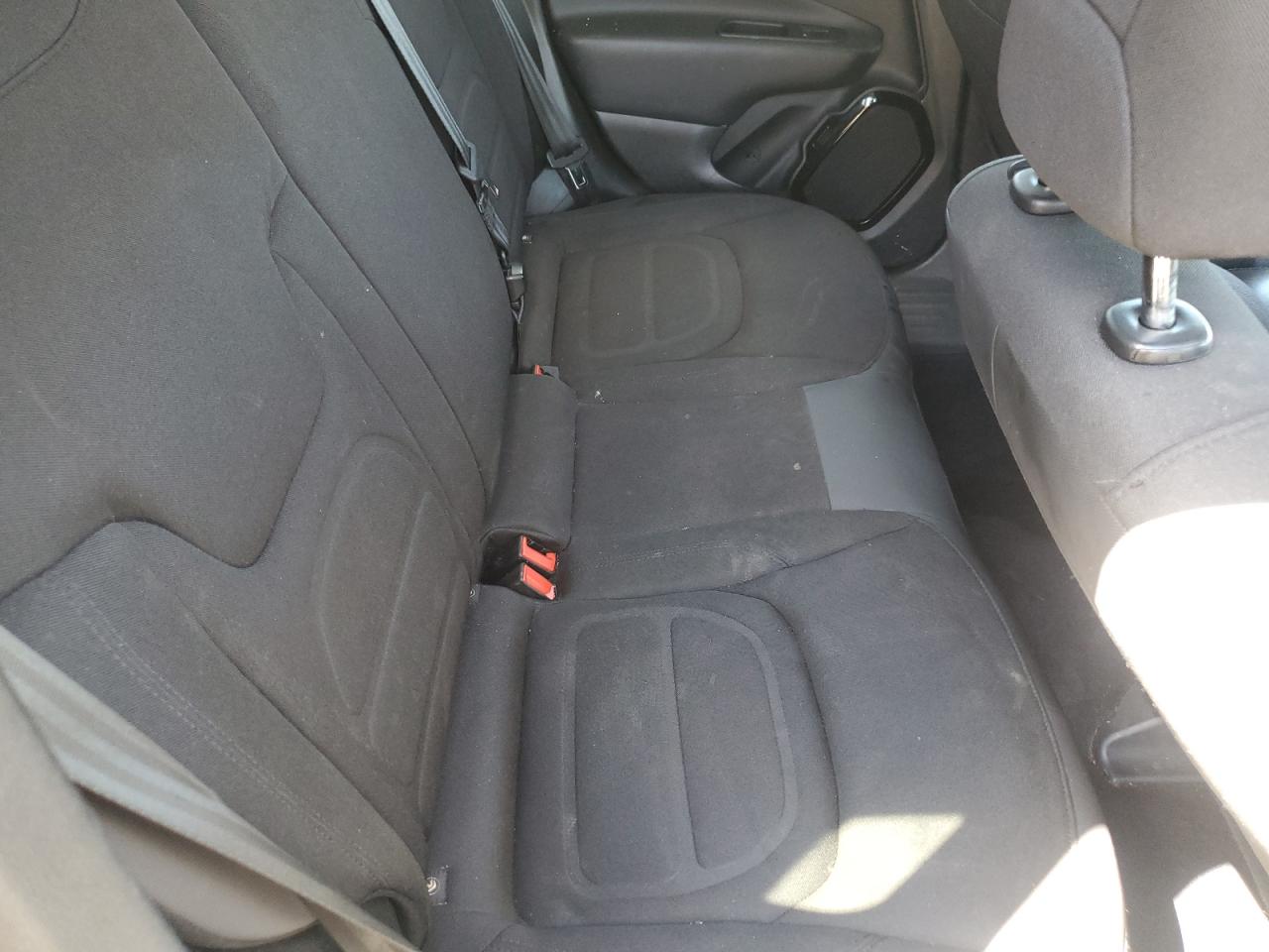 2017 Jeep Renegade Latitude VIN: ZACCJBBB4HPF83389 Lot: 83841565