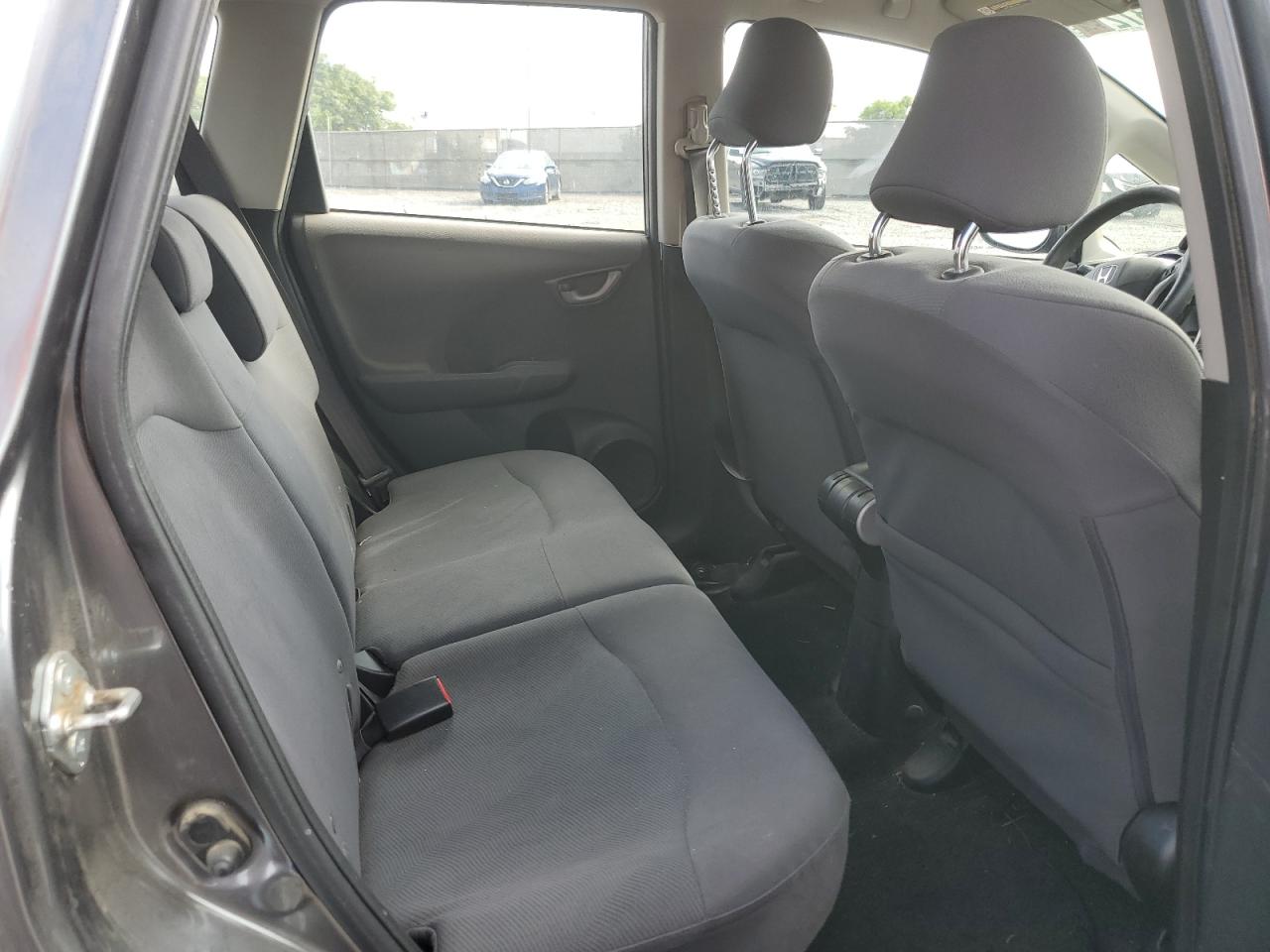 2013 Honda Fit VIN: JHMGE8H39DC075814 Lot: 81137215