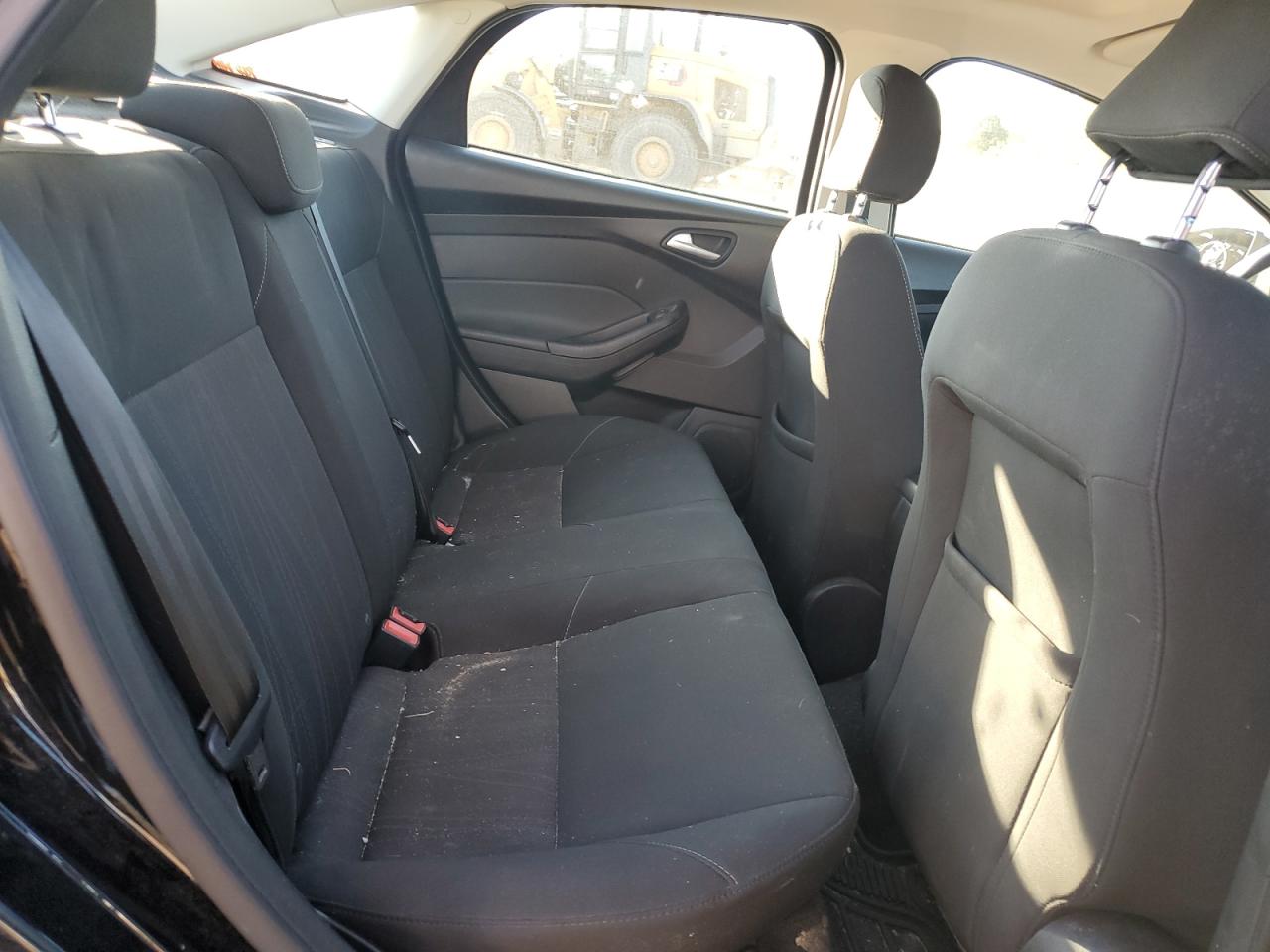 2016 Ford Focus Se VIN: 1FADP3F21GL203842 Lot: 84184005