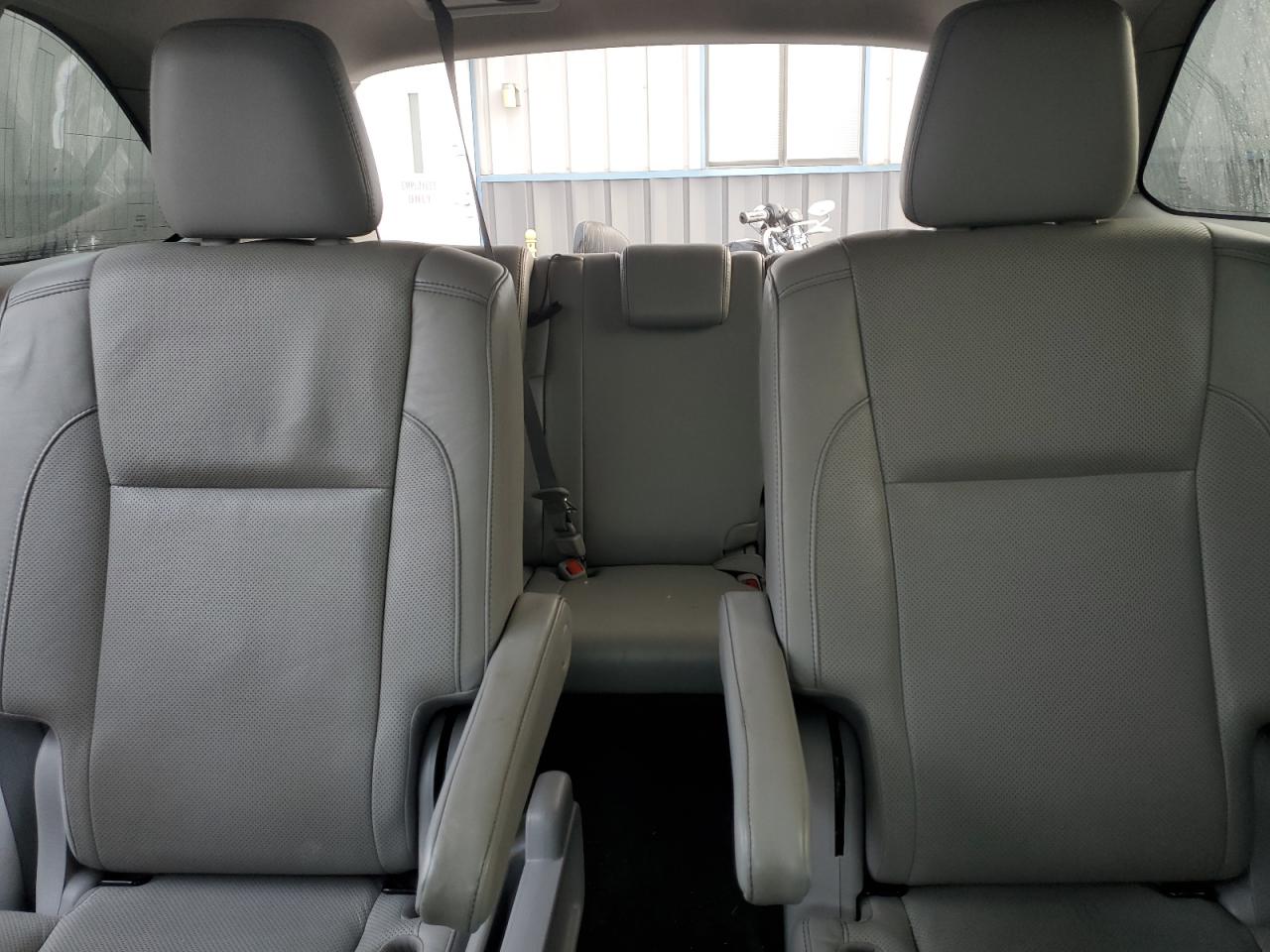 2017 Toyota Highlander Limited VIN: 5TDDZRFHXHS420785 Lot: 81253245
