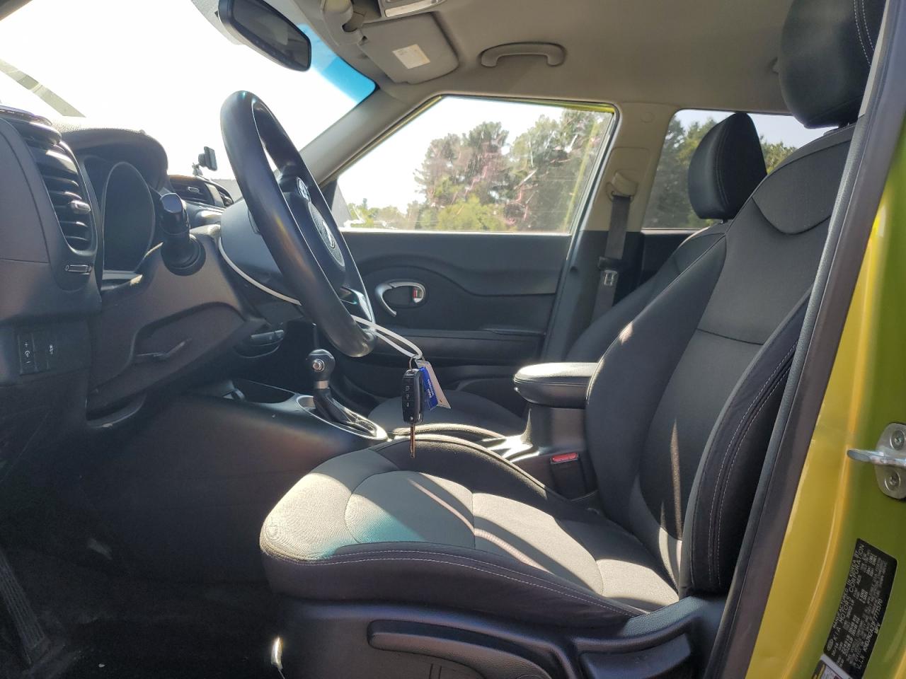 2015 Kia Soul VIN: KNDJN2A21F7771570 Lot: 71250085