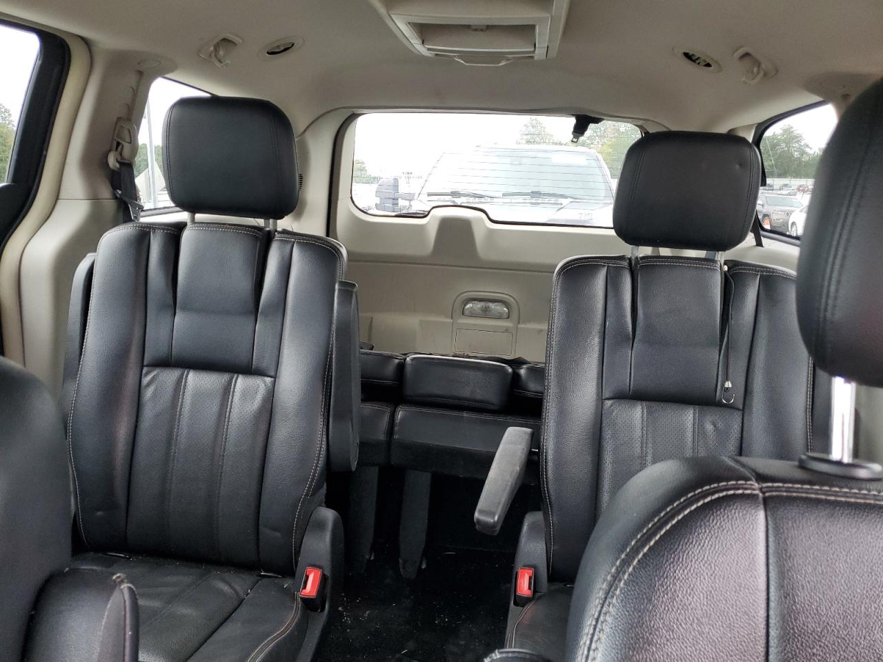 2014 Chrysler Town & Country Touring VIN: 2C4RC1BGXER441811 Lot: 84215825