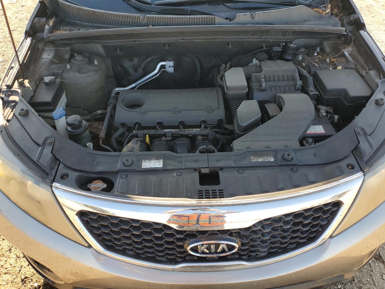 2011 Kia Sorento Base VIN: 5XYKT3A16BG080815 Lot: 83978055