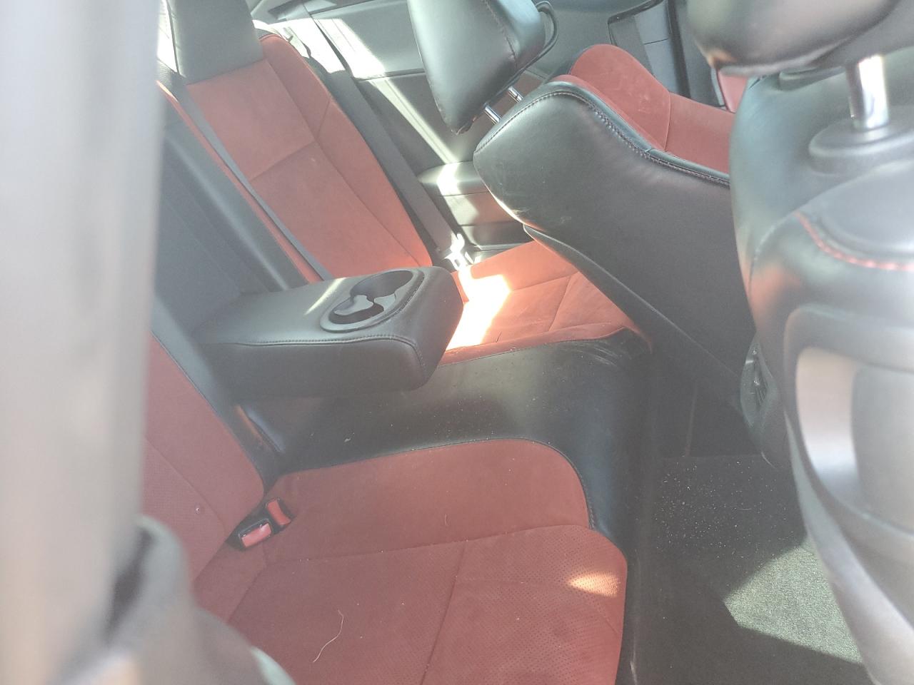 2016 Dodge Challenger R/T Scat Pack VIN: 2C3CDZFJXGH330051 Lot: 83943615