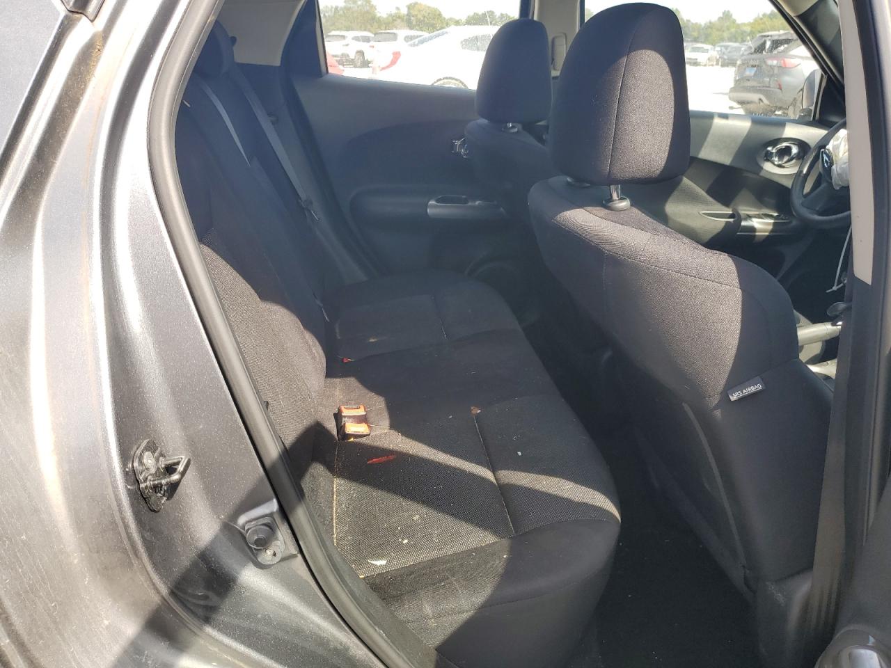 2013 Nissan Juke S VIN: JN8AF5MR6DT221300 Lot: 81879255