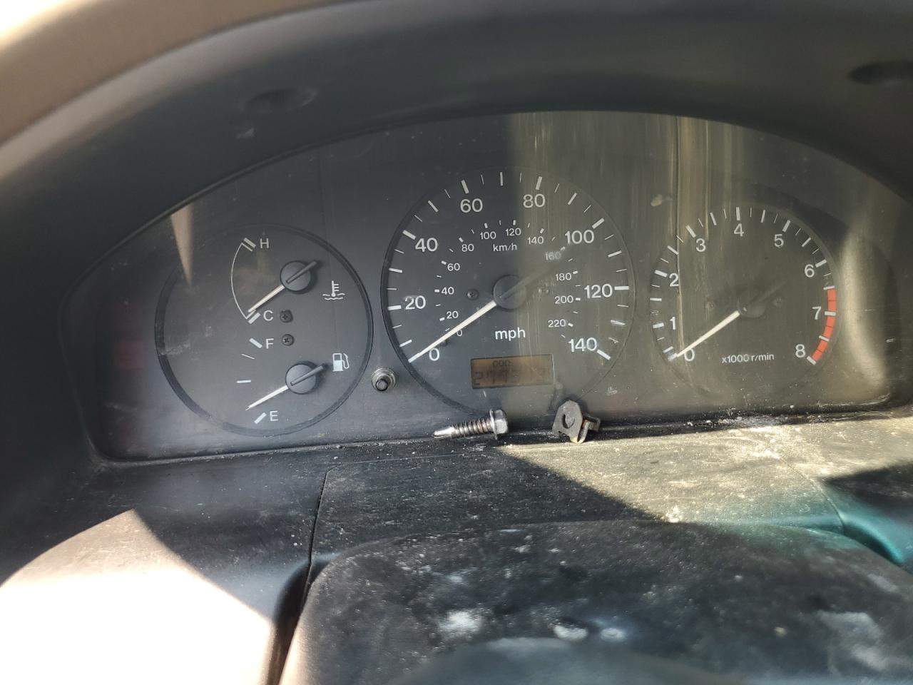 1997 Mazda Protege Dx VIN: JM1BC1416V0145687 Lot: 81469525