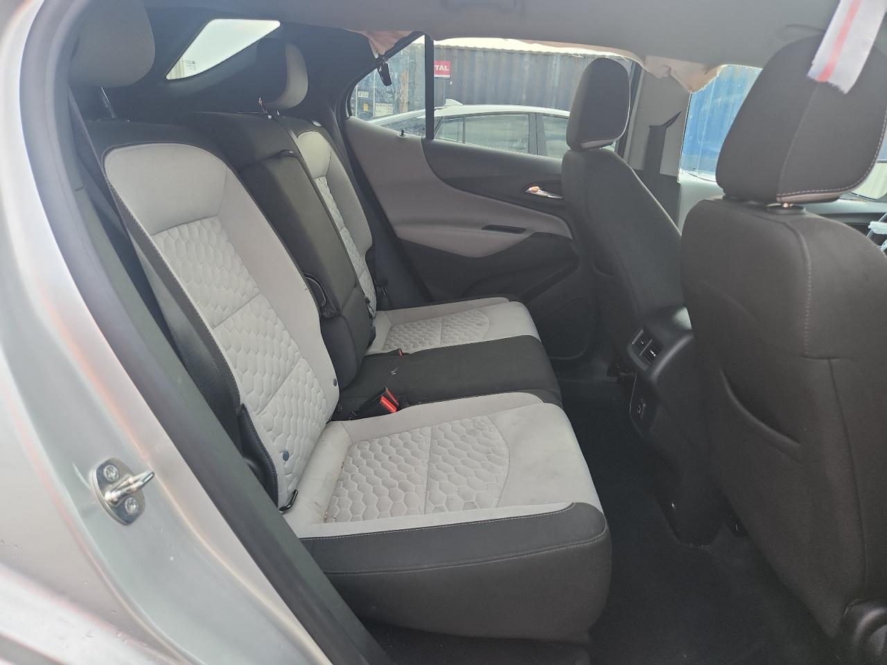 2020 Chevrolet Equinox Ls VIN: 3GNAXHEV6LS556353 Lot: 84212585