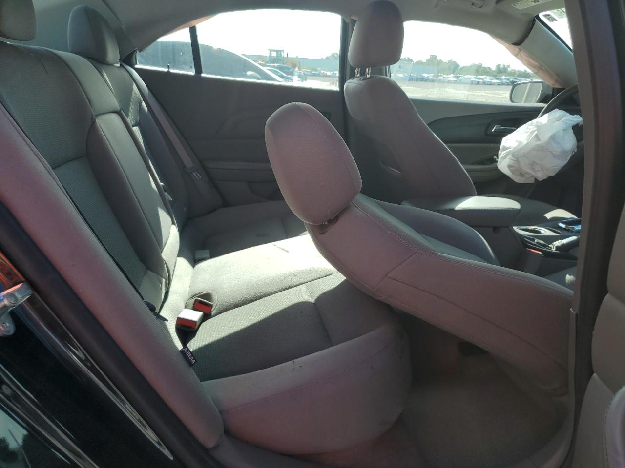 2014 Chevrolet Malibu Ls VIN: 1G11B5SL4EF104507 Lot: 81501525