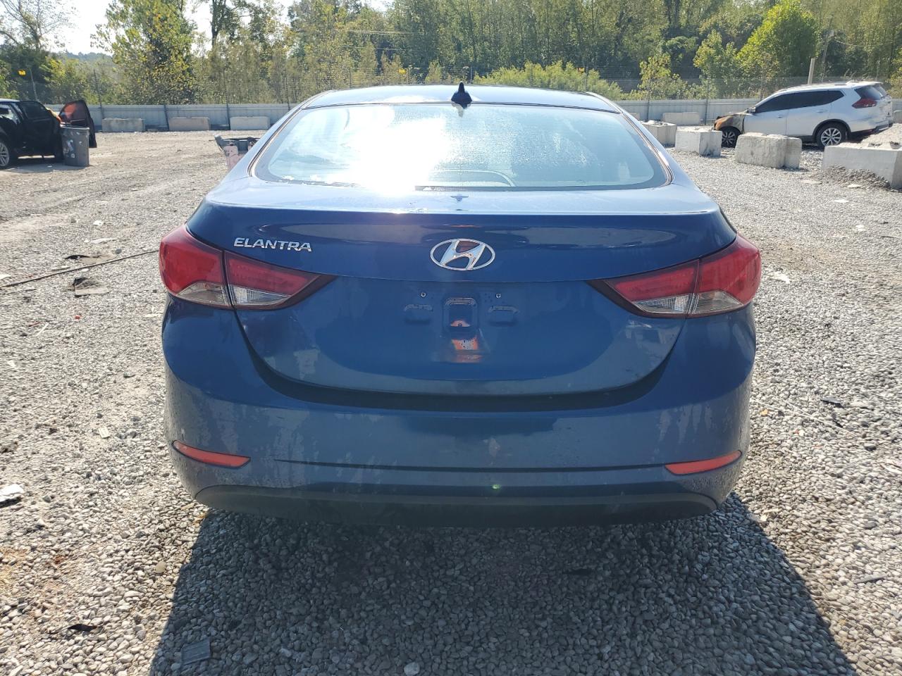 2016 Hyundai Elantra Se VIN: 5NPDH4AE3GH785302 Lot: 80542815