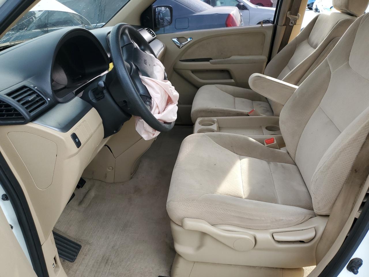 2005 Honda Odyssey Lx VIN: 5FNRL38245B106613 Lot: 81673645