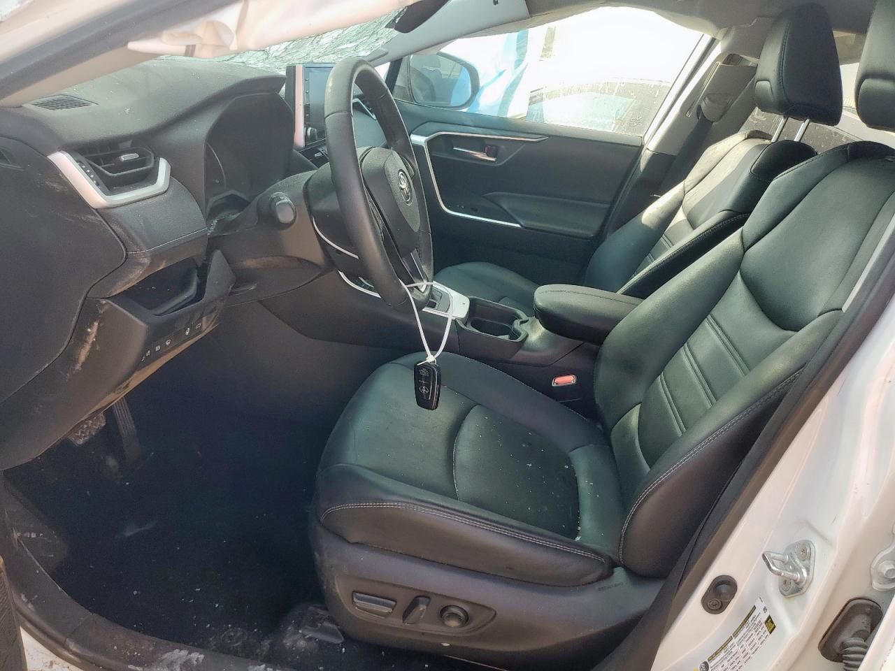 2021 Toyota Rav4 Xle Premium VIN: 2T3C1RFV4MW151202 Lot: 80010555