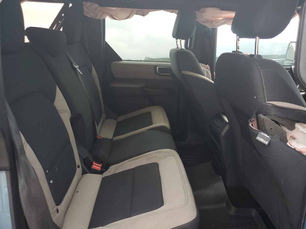 2021 Ford Bronco Base VIN: 1FMDE5BH8MLB06988 Lot: 84236085