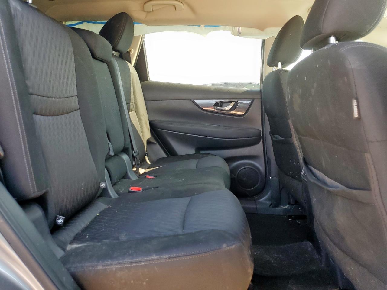 2018 Nissan Rogue S VIN: KNMAT2MT3JP549986 Lot: 71803635