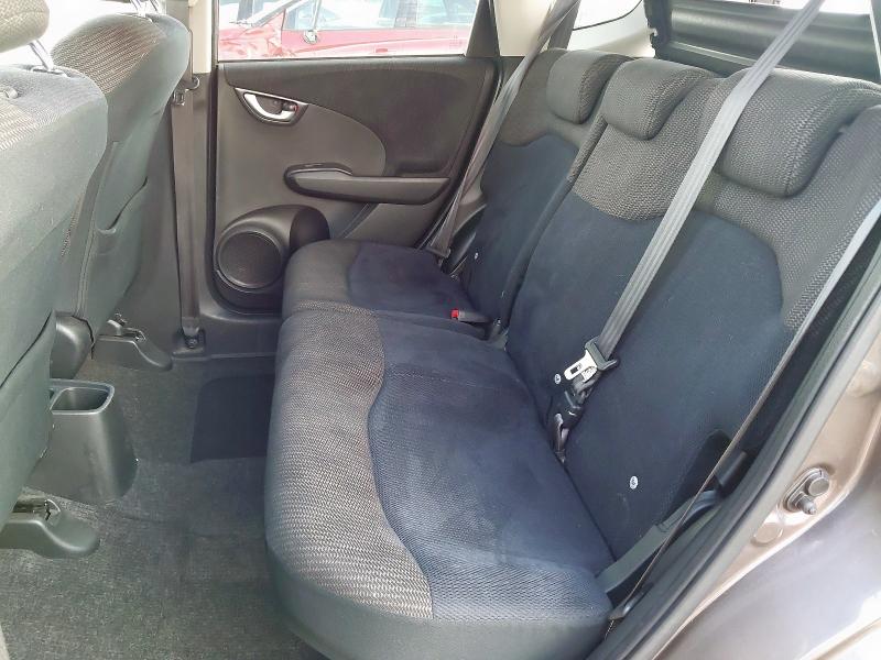 2014 HONDA JAZZ ES PLUS