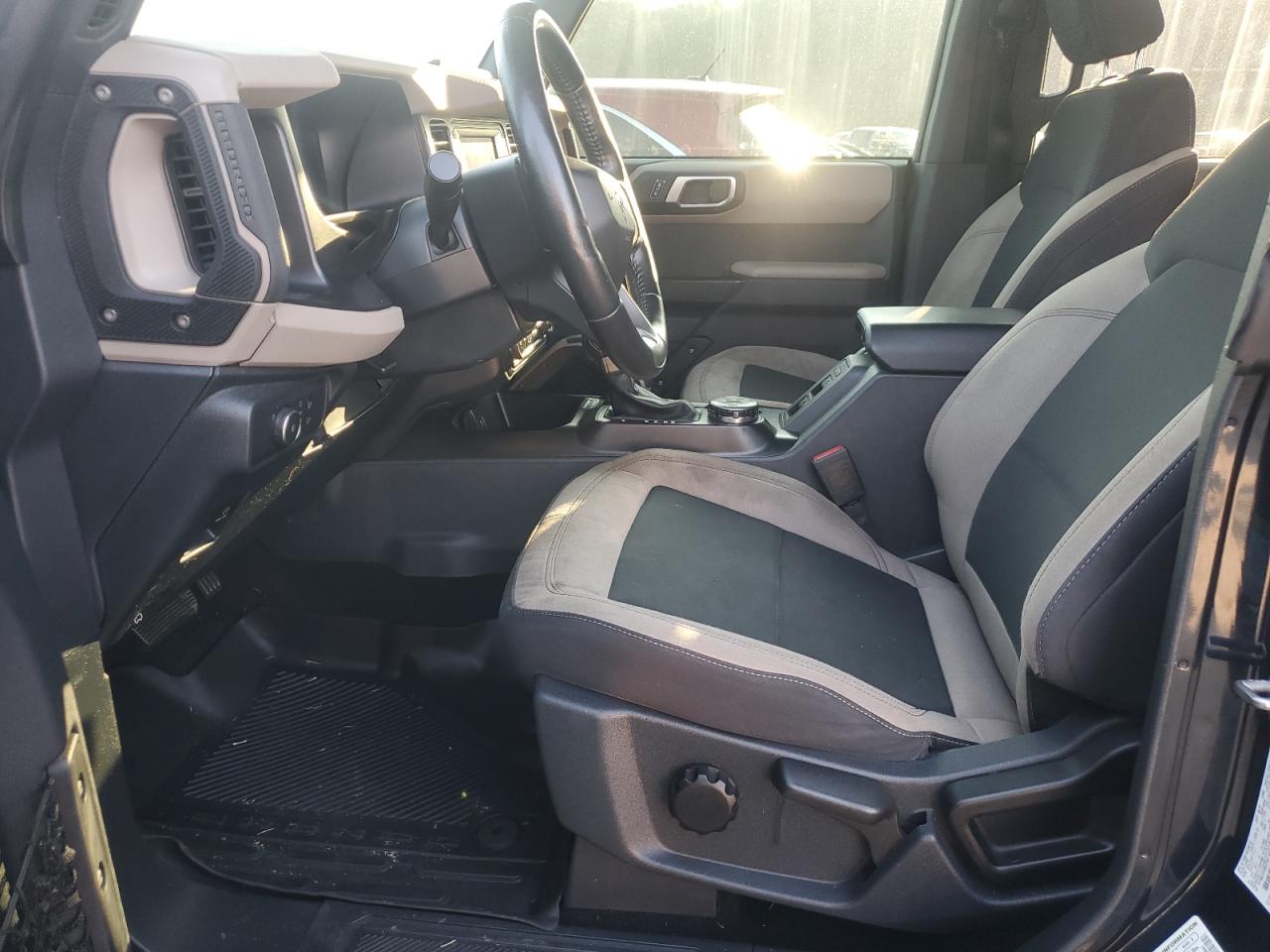 2021 Ford Bronco Base VIN: 1FMDE5BH7MLA83364 Lot: 81197375