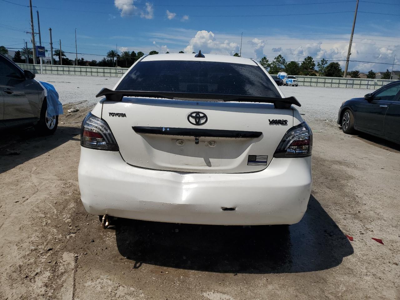 2009 Toyota Yaris VIN: JTDBT903991335540 Lot: 84284445