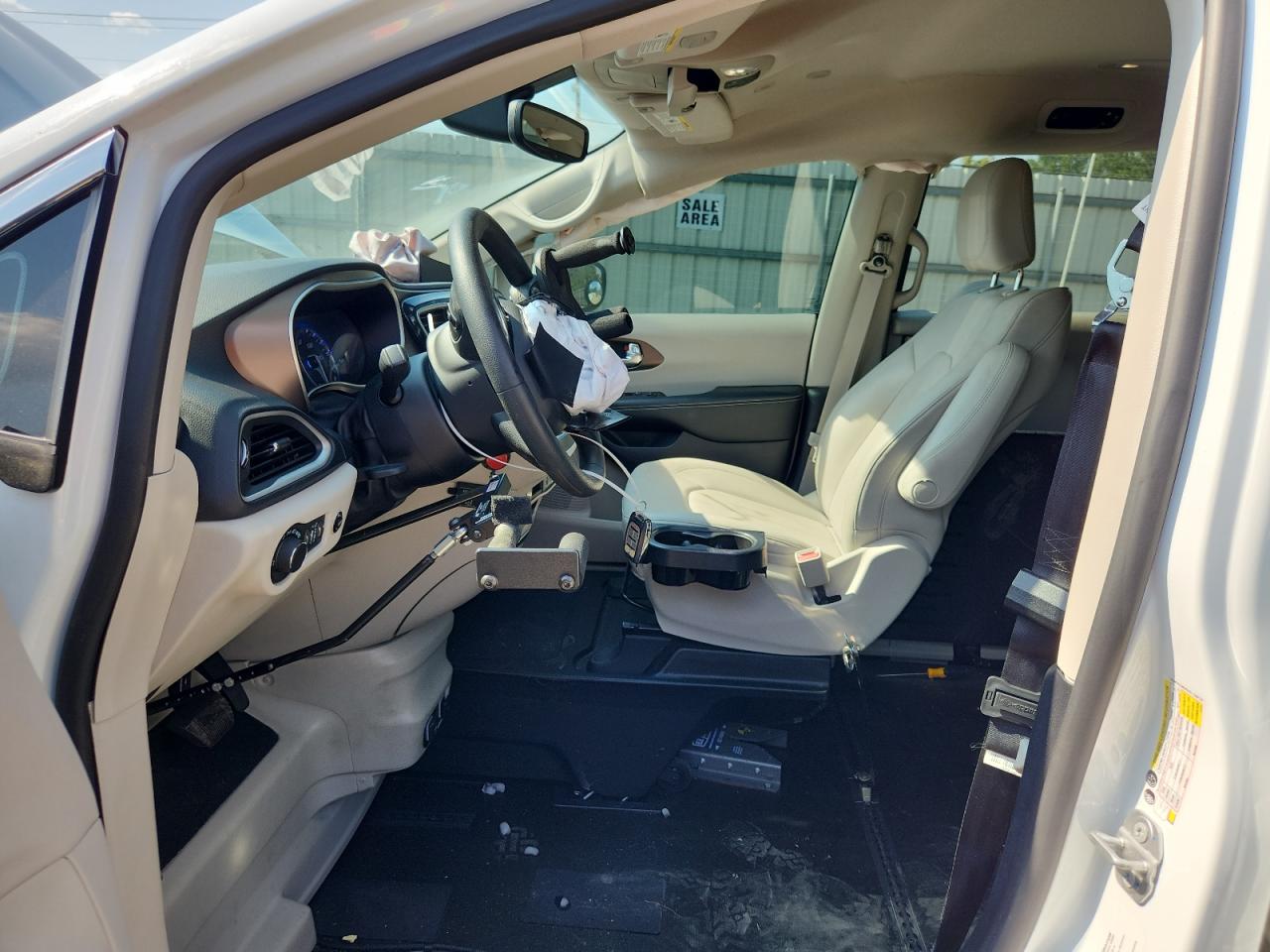 2021 Chrysler Voyager Lxi VIN: 2C4RC1DGXMR558221 Lot: 71544405