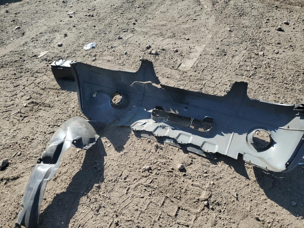 2005 Ford Escape Limited VIN: 1FMCU04195KC43088 Lot: 84524635