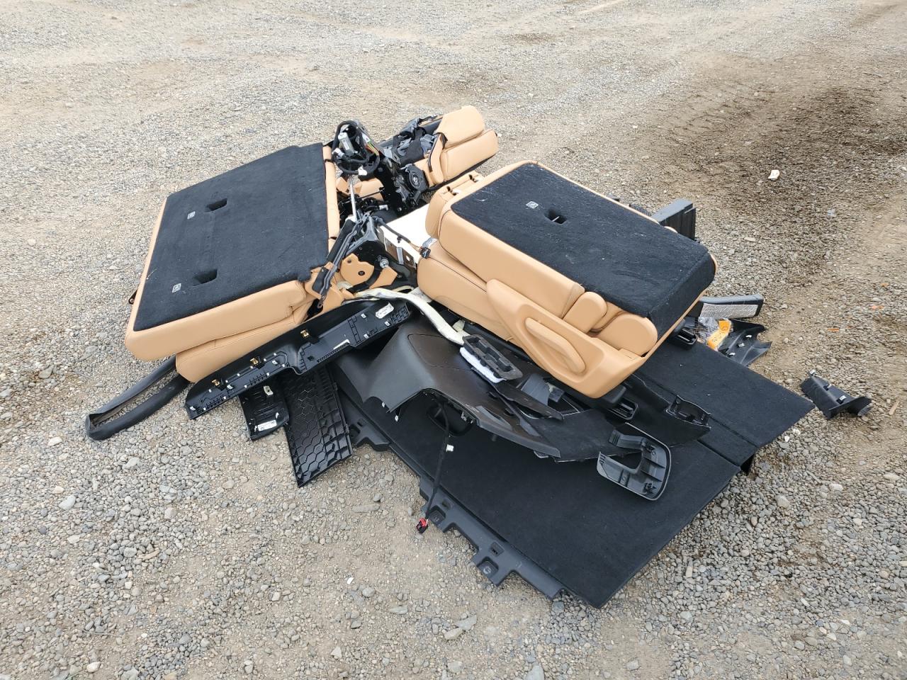 2022 Jeep Grand Wagoneer Series Iii VIN: 1C4SJVGJ7NS137739 Lot: 84036565