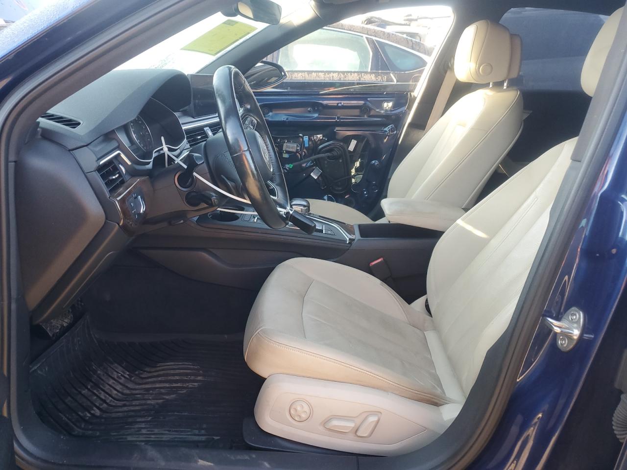 2017 Audi A4 Premium Plus VIN: WAUENAF41HN054264 Lot: 81678435