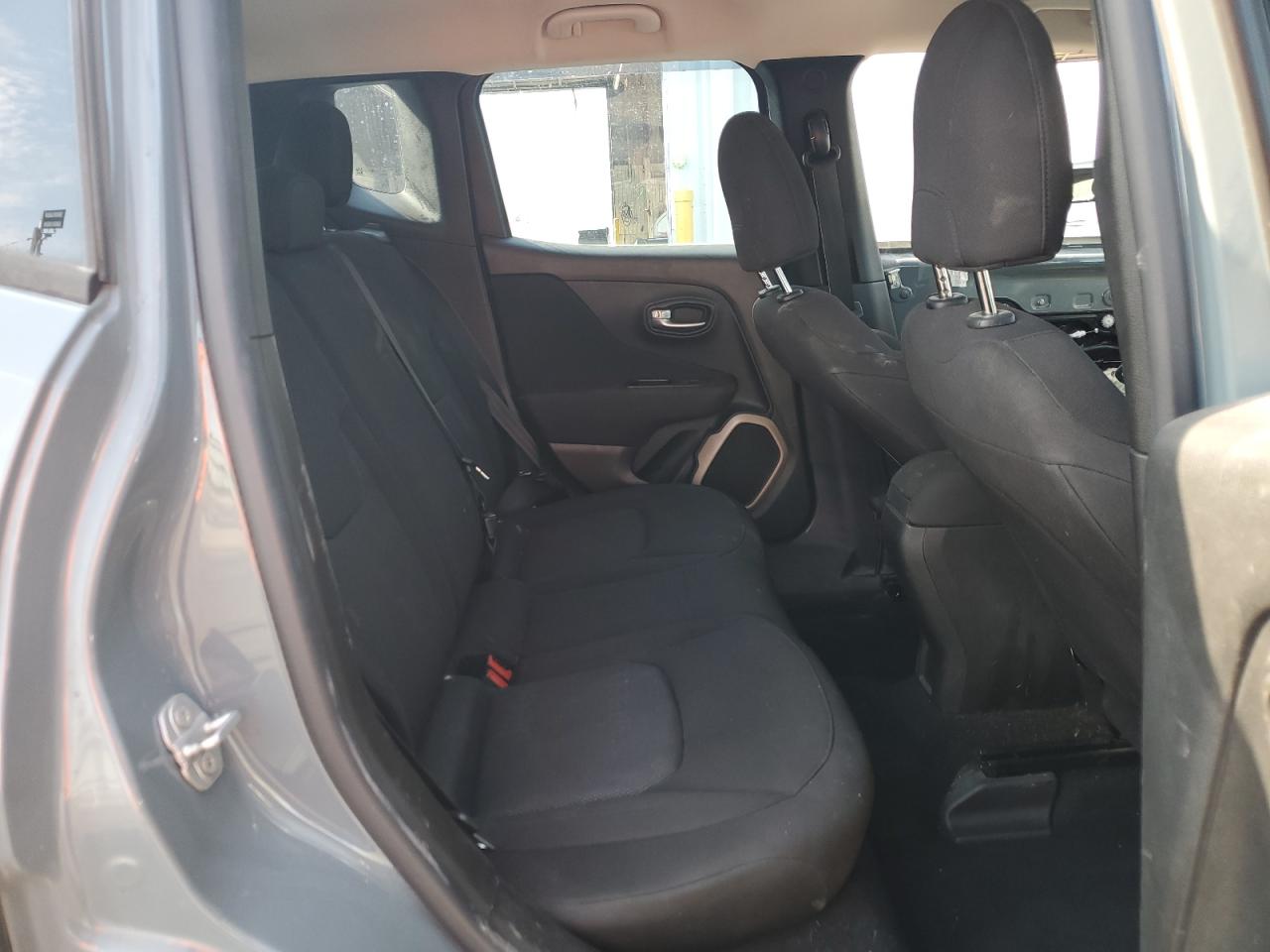 2017 Jeep Renegade Sport VIN: ZACCJAAB4HPE69579 Lot: 71970895