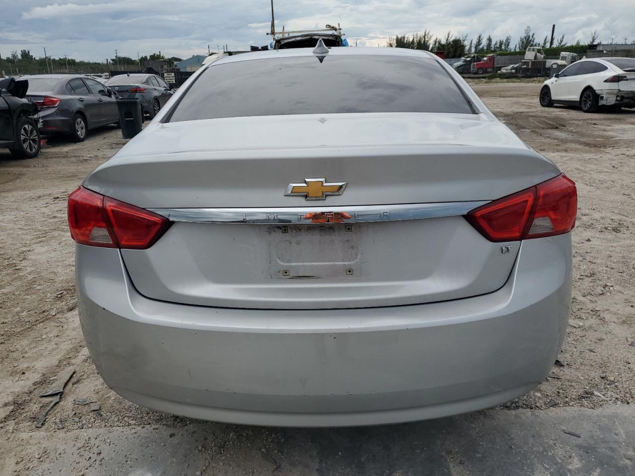 2017 Chevrolet Impala Lt VIN: 2G1105SA3H9132526 Lot: 71720645
