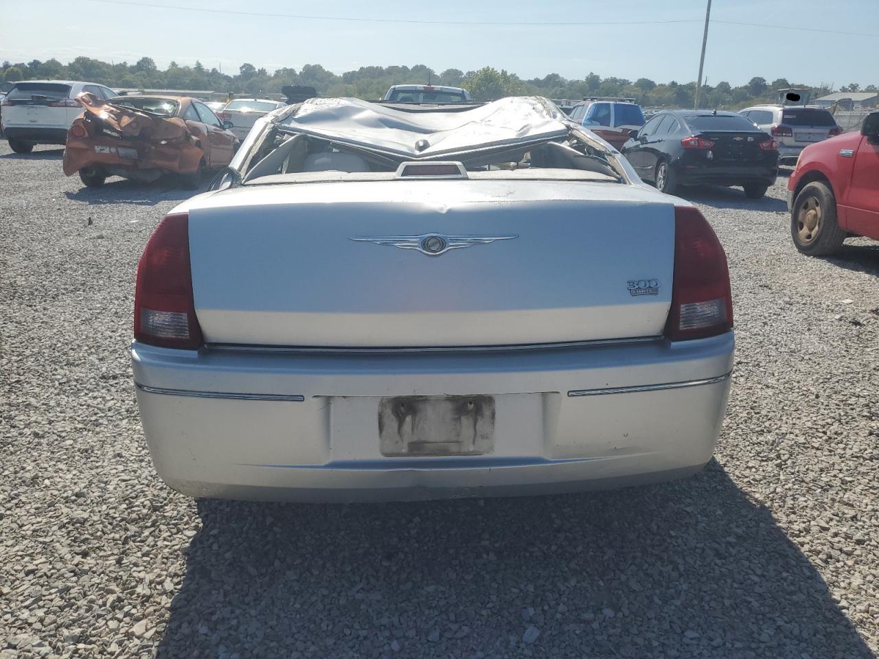 2006 Chrysler 300 Touring VIN: 2C3LA53GX6H135088 Lot: 71810495