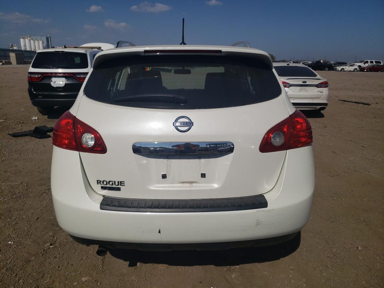 2014 Nissan Rogue Select S VIN: JN8AS5MTXEW607371 Lot: 84381205