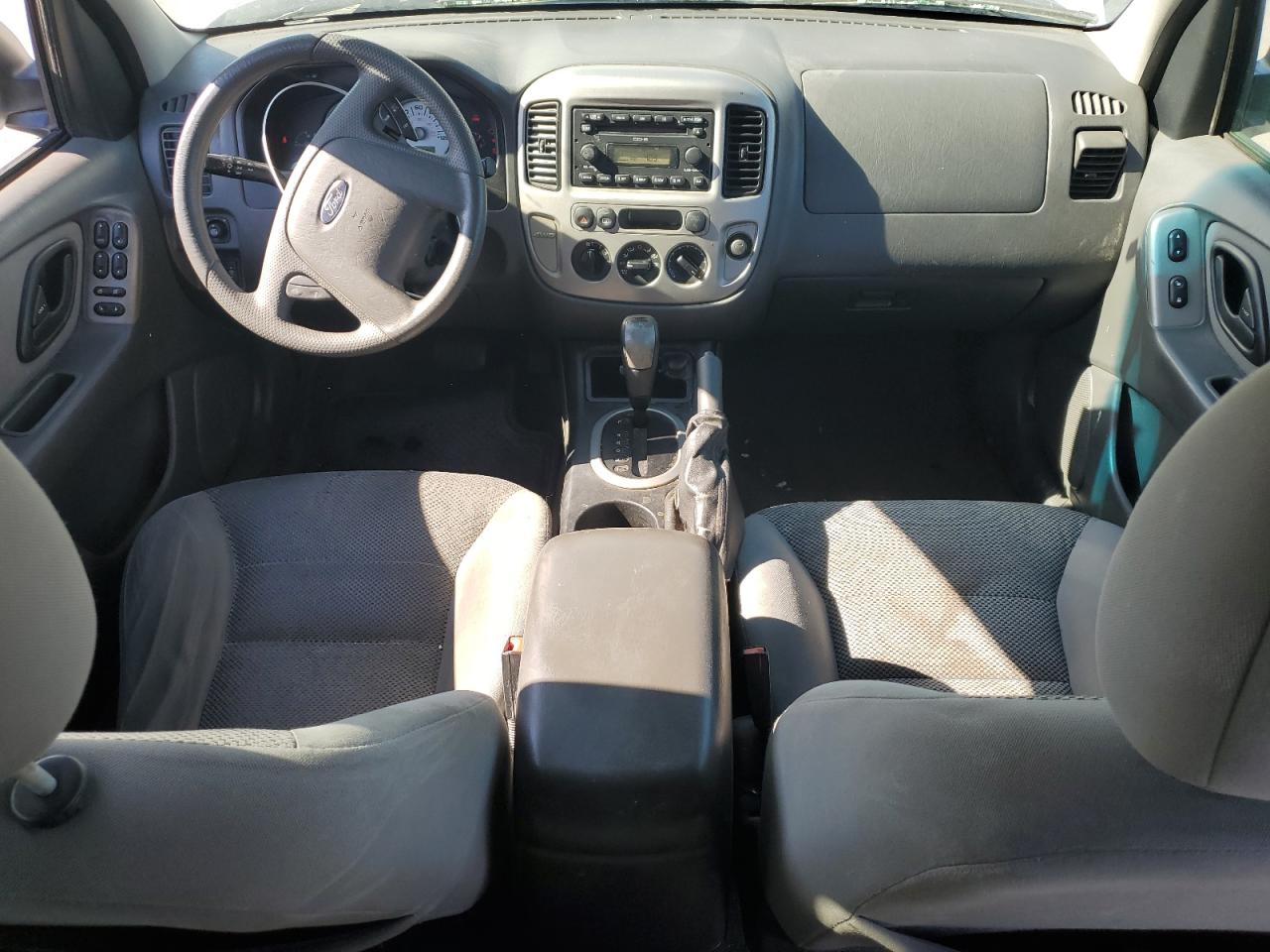 2005 Ford Escape Xlt VIN: 1FMYU93105KA60805 Lot: 82079365