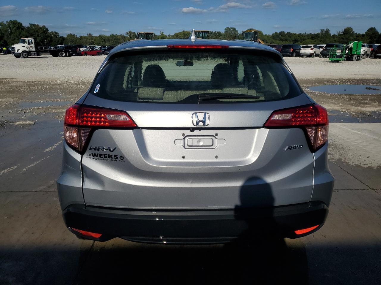 2018 Honda Hr-V Lx VIN: 3CZRU6H32JG710781 Lot: 81616715