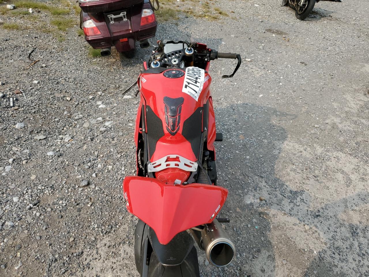 2018 Ducati Panigale V4 VIN: ZDMDAGNW8JB002612 Lot: 71449585