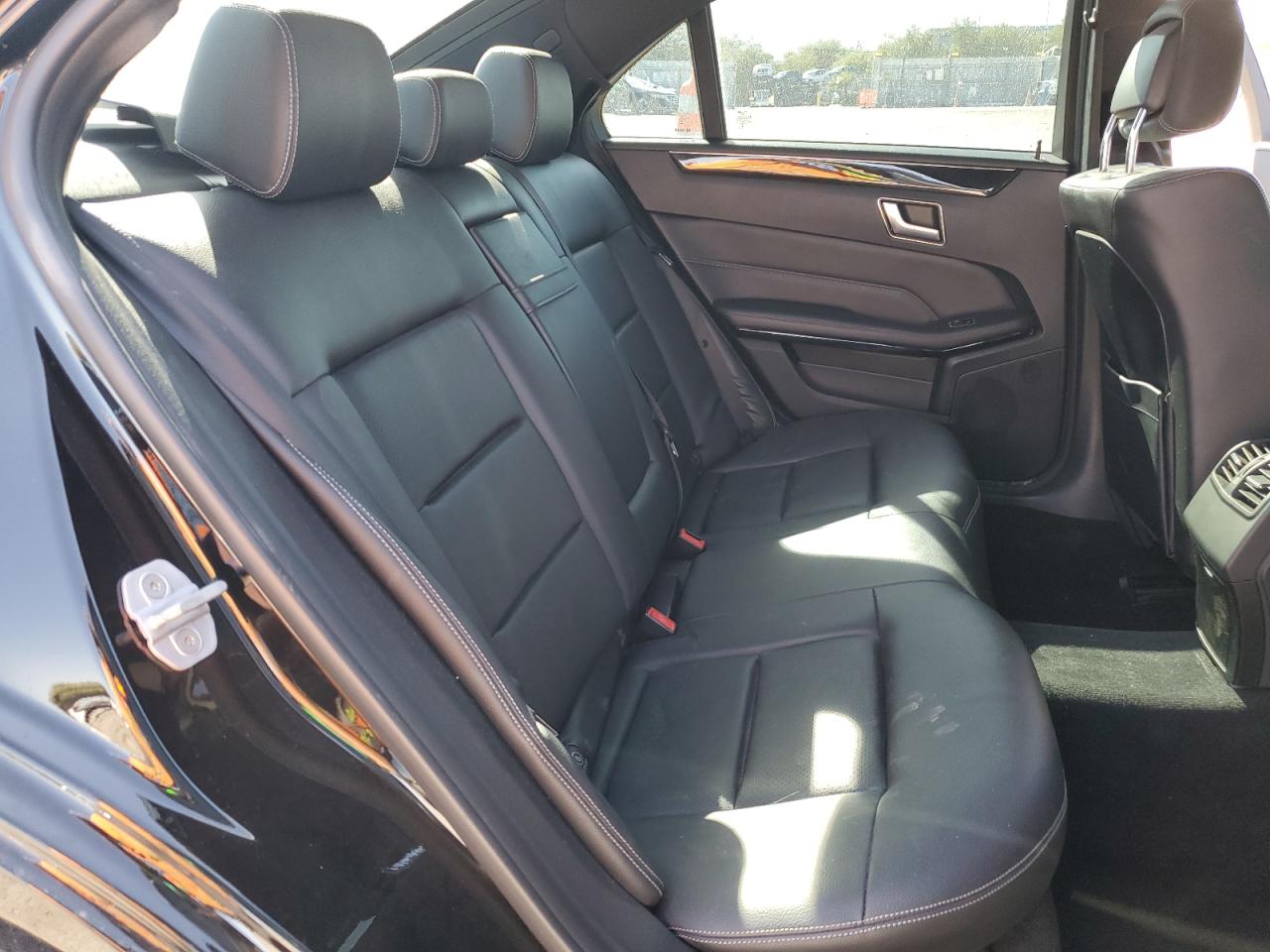 2014 Mercedes-Benz E 350 VIN: WDDHF5KBXEA924238 Lot: 80740345