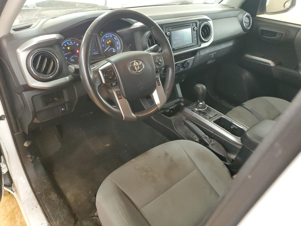 2018 Toyota Tacoma Access Cab VIN: 5TFSZ5AN5JX123047 Lot: 71025465