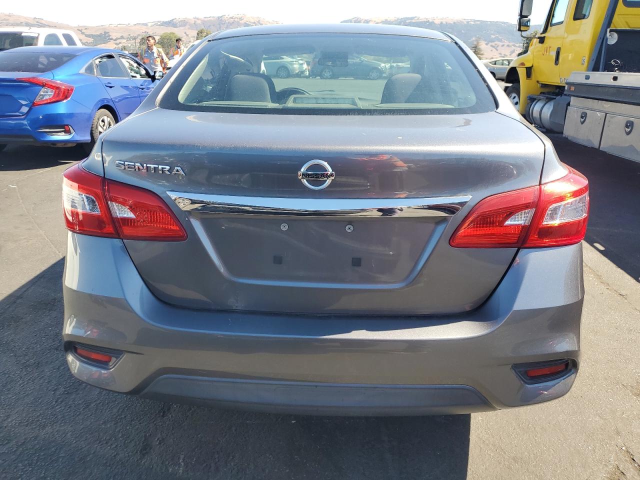 2016 Nissan Sentra S VIN: 3N1AB7AP7GY279825 Lot: 80917395