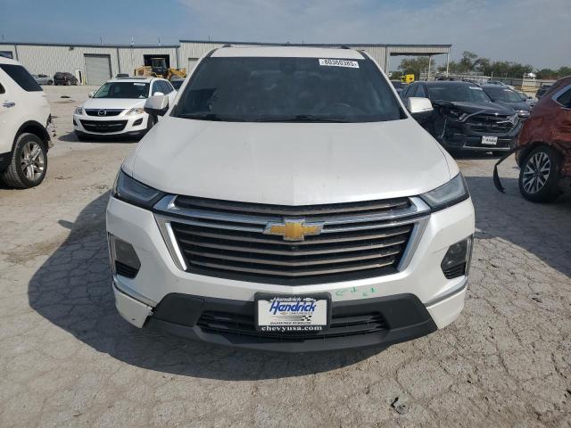  CHEVROLET TRAVERSE 2022 Белы