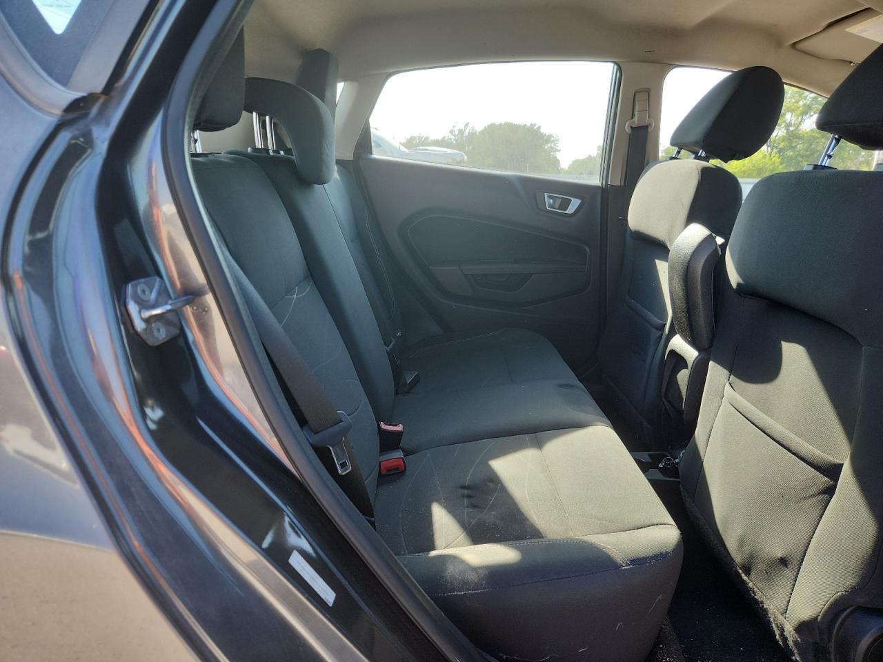 2015 Ford Fiesta Se VIN: 3FADP4EJ2FM141413 Lot: 71120765