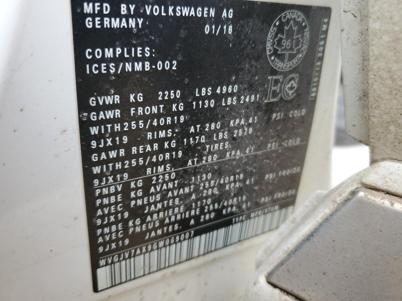 2016 Volkswagen Tiguan Comfortline VIN: WVGJV7AX9GW069007 Lot: 84021415