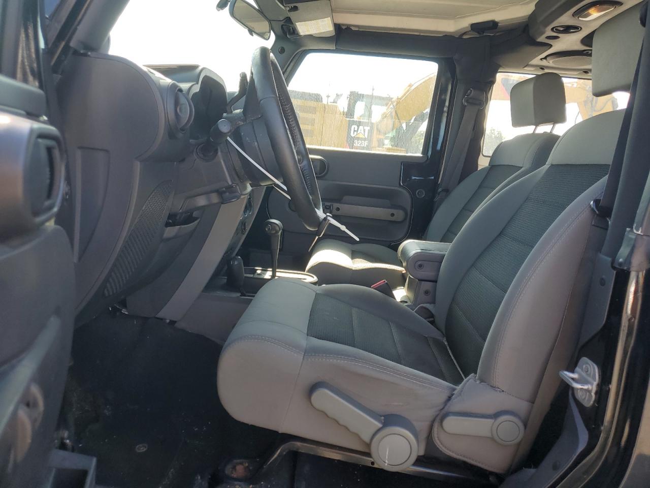 2009 Jeep Wrangler X VIN: 1J4FA24109L716537 Lot: 81878135