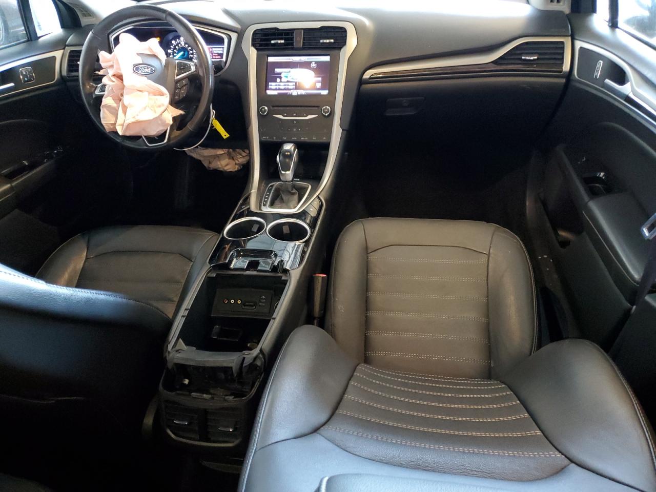 2013 Ford Fusion Se Phev VIN: 3FA6P0PU8DR247874 Lot: 81624535