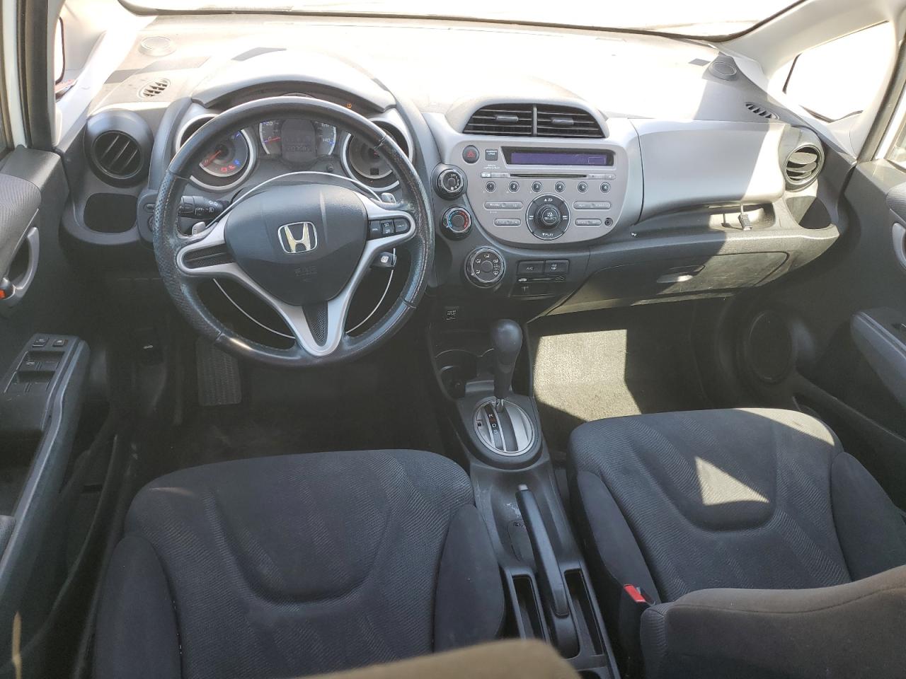 2010 Honda Fit Sport VIN: JHMGE8H46AS021266 Lot: 84000905