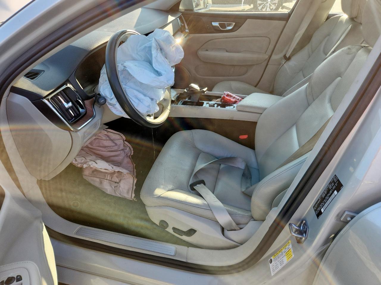 2021 Volvo S60 T5 Momentum VIN: 7JR102FK6MG093517 Lot: 81429465