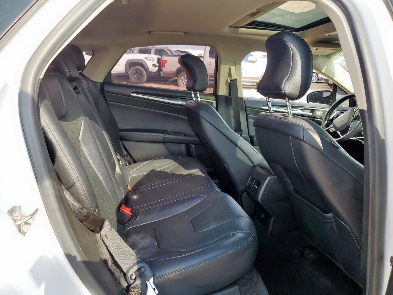 2019 Ford Fusion Titanium VIN: 3FA6P0D93KR184695 Lot: 81810305