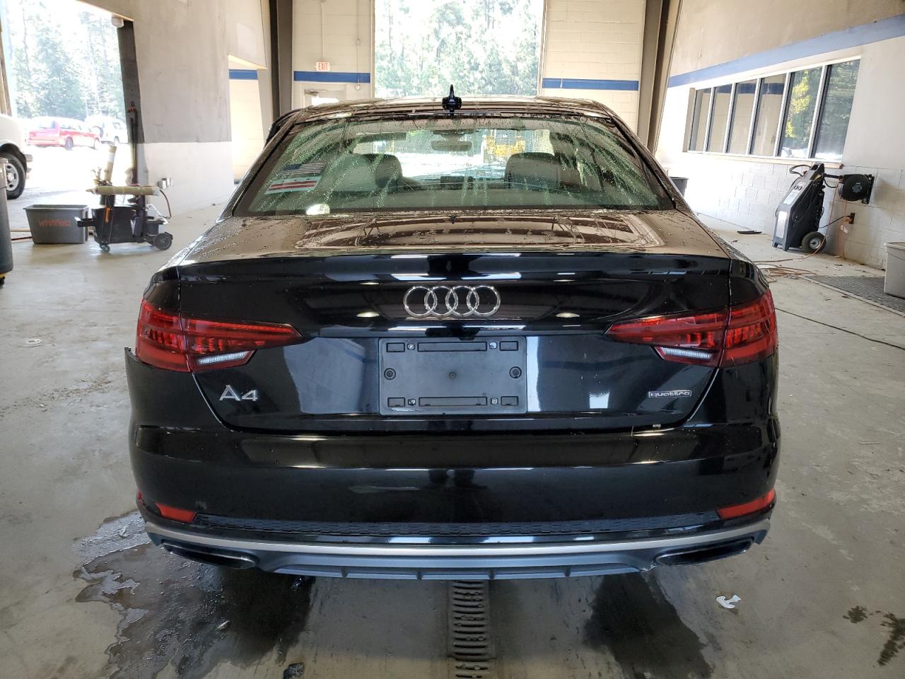 2019 Audi A4 Premium VIN: WAUDNAF4XKN019550 Lot: 71470745