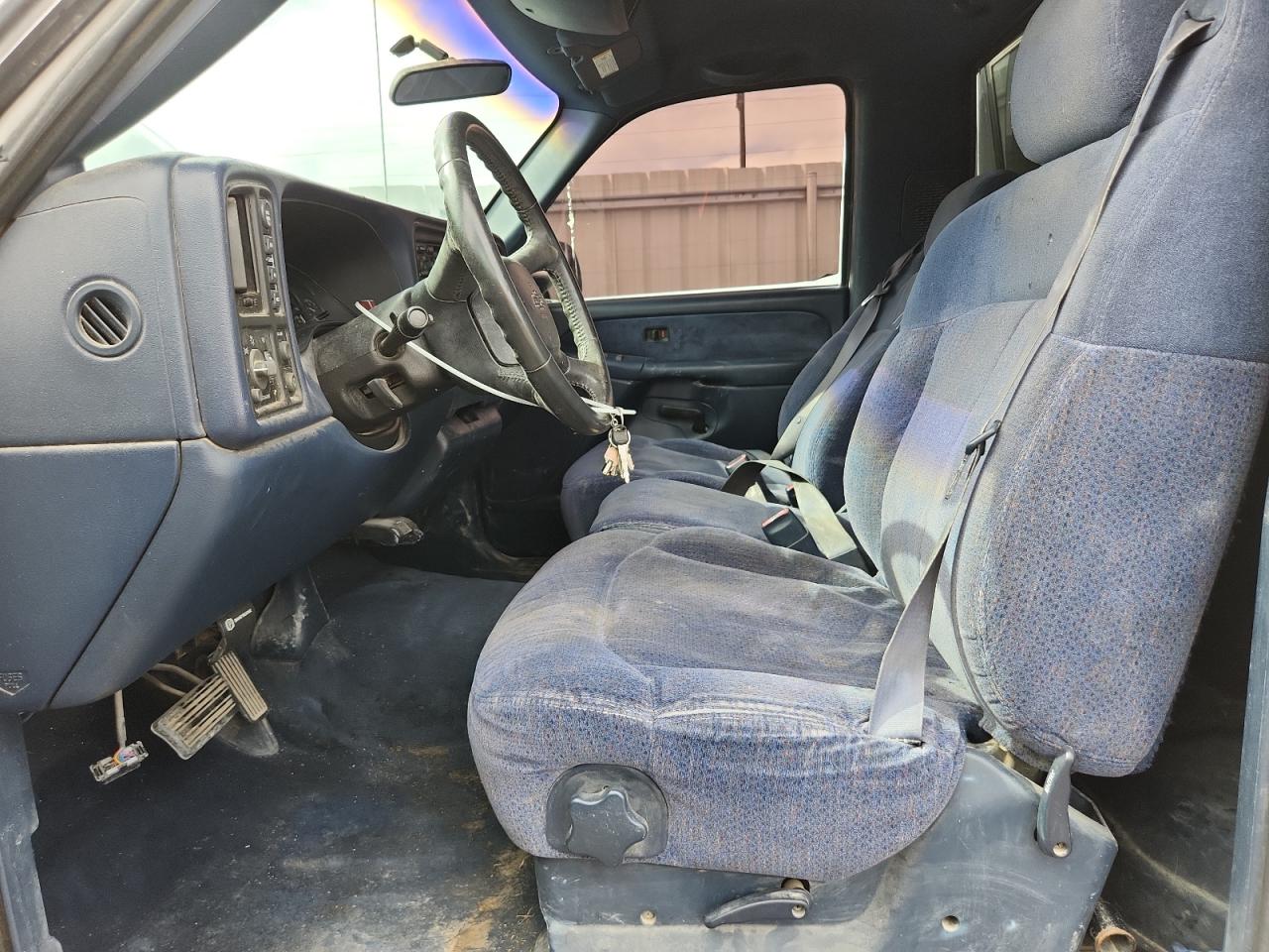 1999 Chevrolet Silverado K1500 VIN: 1GCEK14T8XZ194390 Lot: 81482005