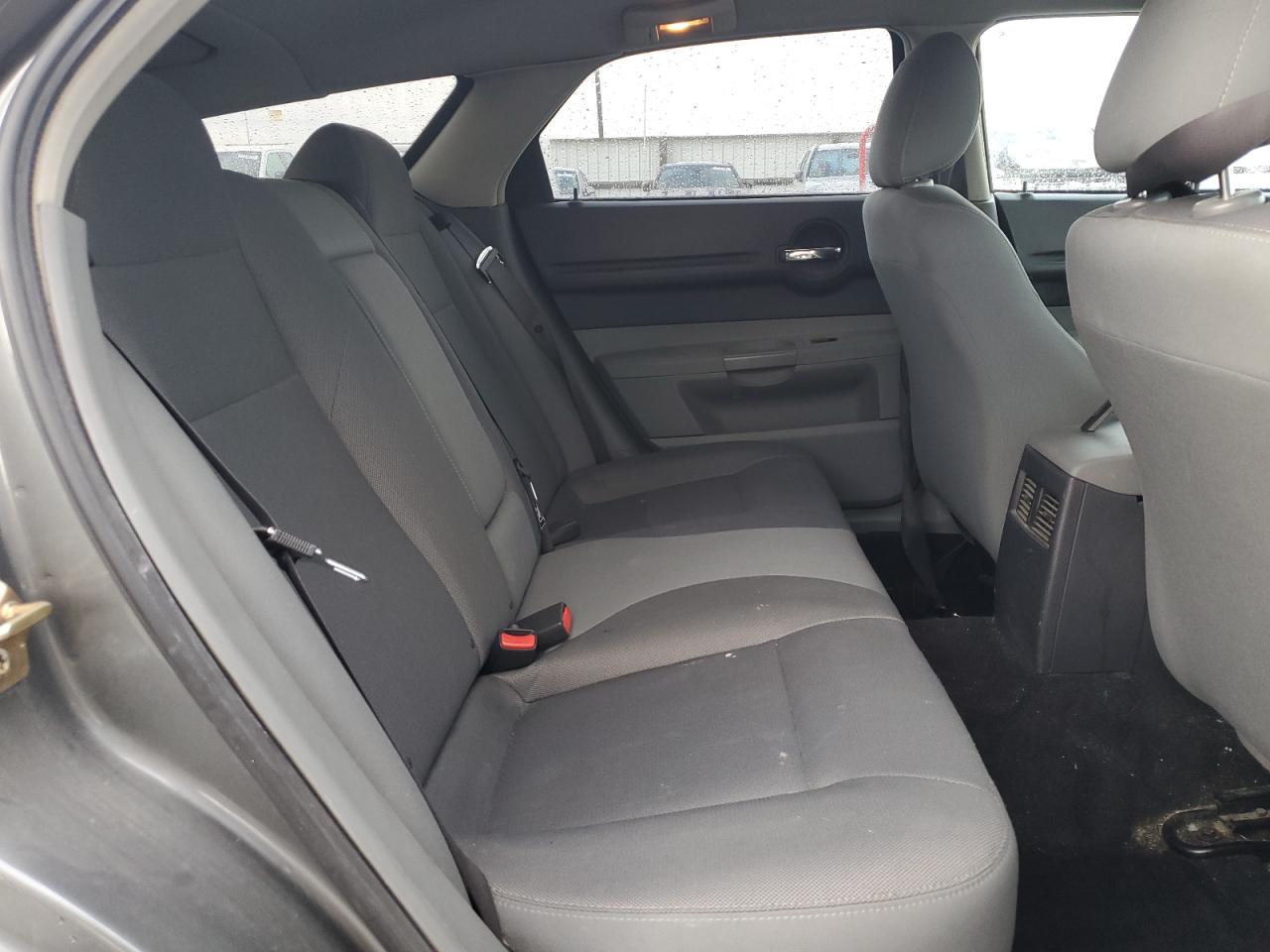 2005 Dodge Magnum Sxt VIN: 2D4FV48V35H549295 Lot: 84777045