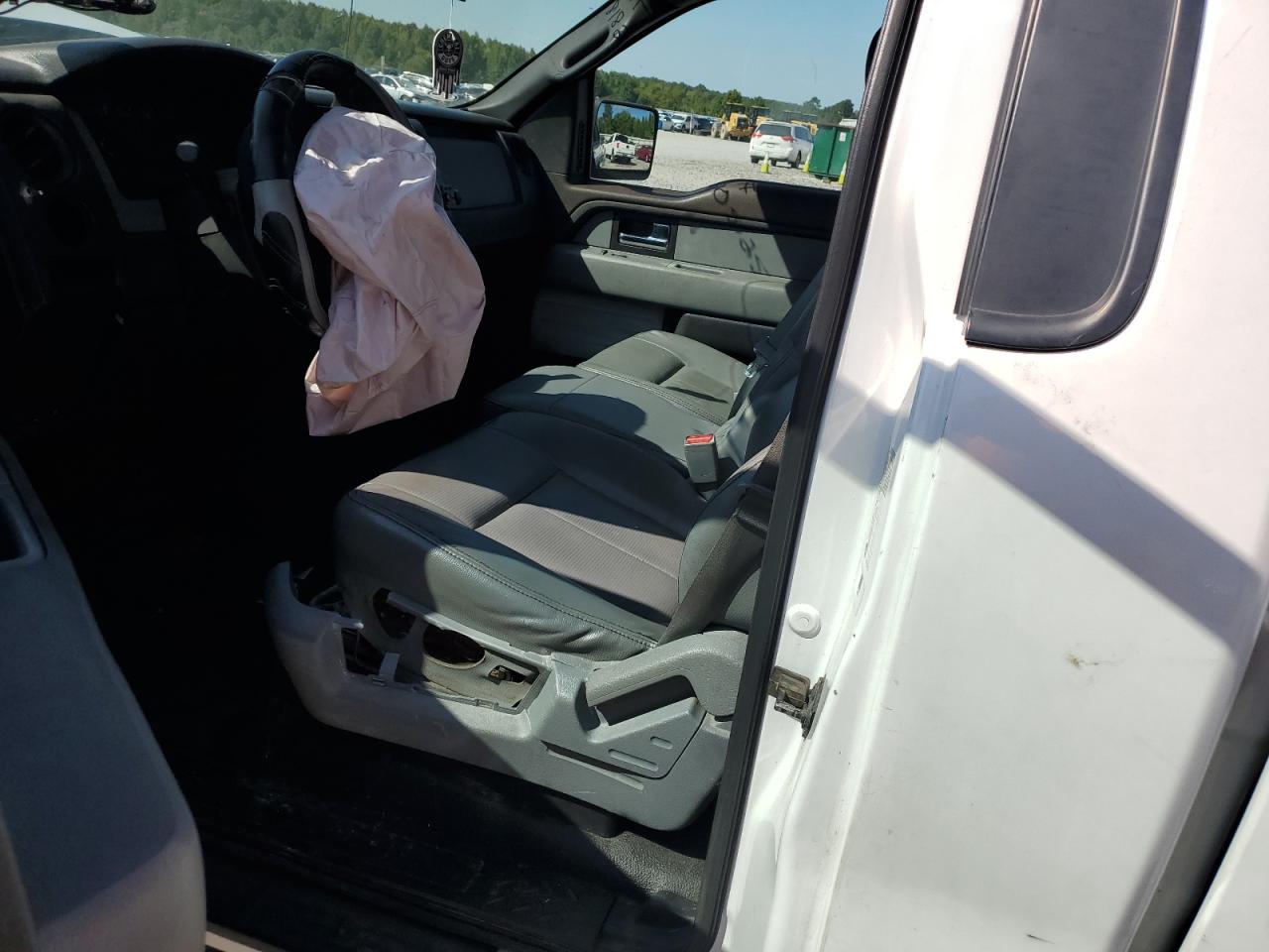 2013 Ford F150 VIN: 1FTNF1CF6DKF06050 Lot: 81820525