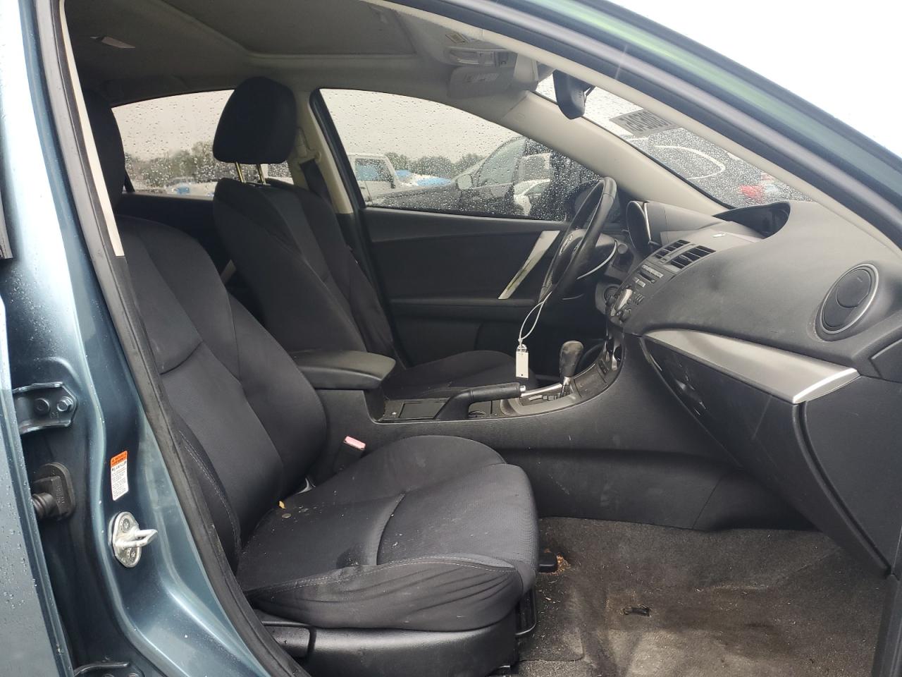 2011 Mazda 3 S VIN: JM1BL1U53B1356872 Lot: 81305245