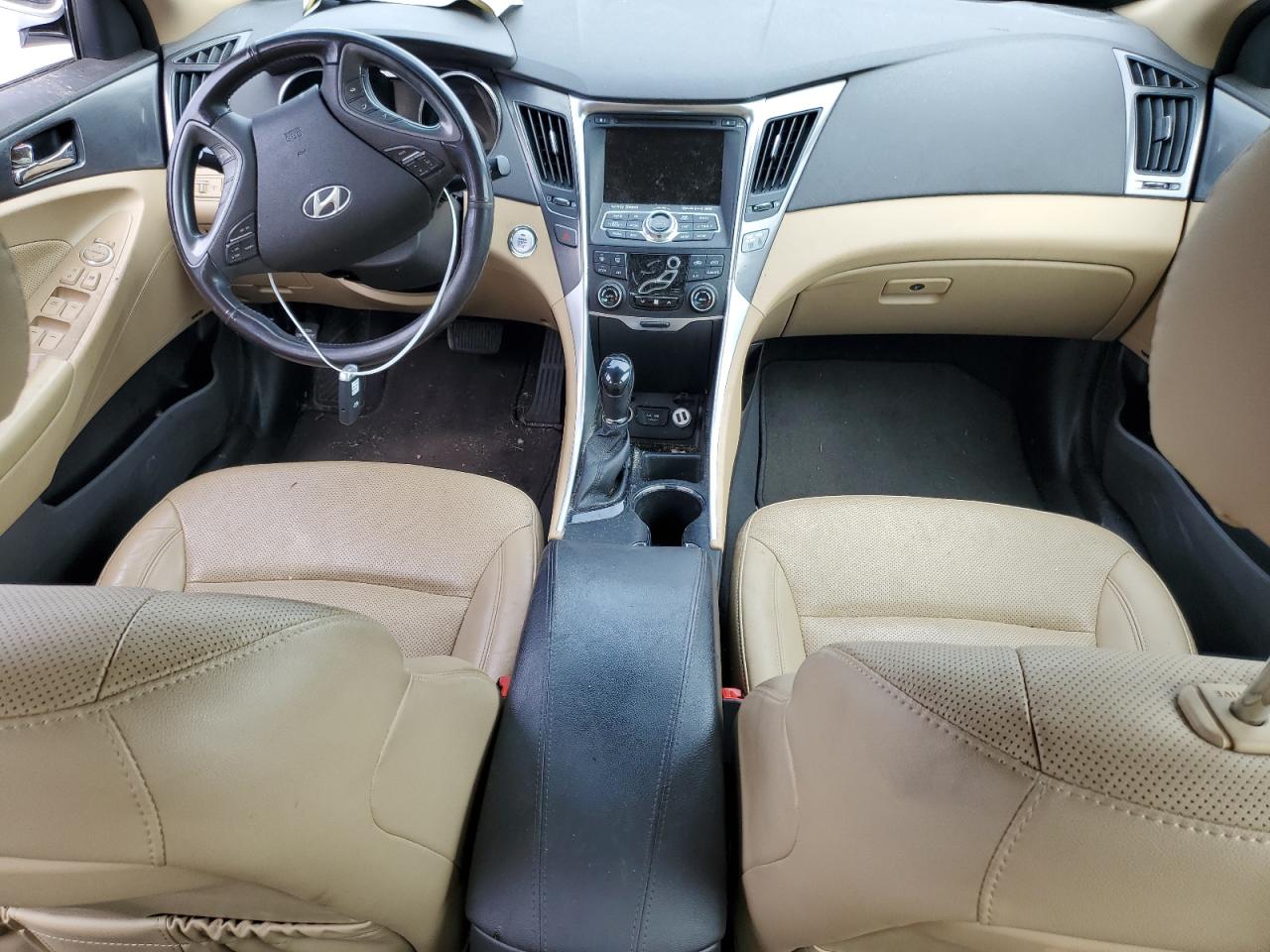 2015 Hyundai Sonata Hybrid VIN: KMHEC4A43FA132495 Lot: 81487245